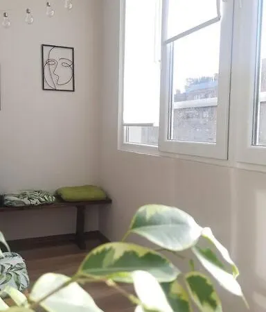 شقة Specious Modern *