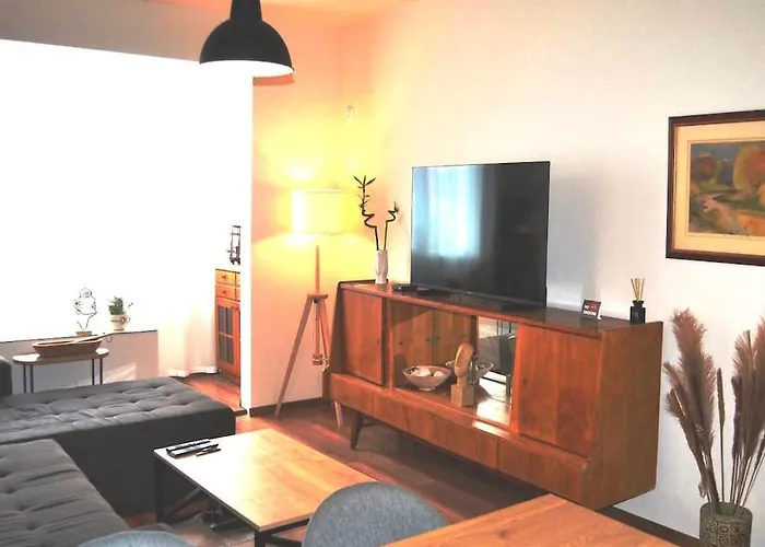 Specious Modern Sofia