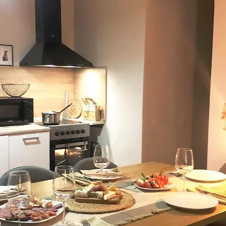 Specious Modern Sofia