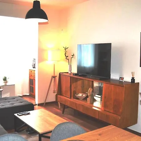 Specious Modern Sofia